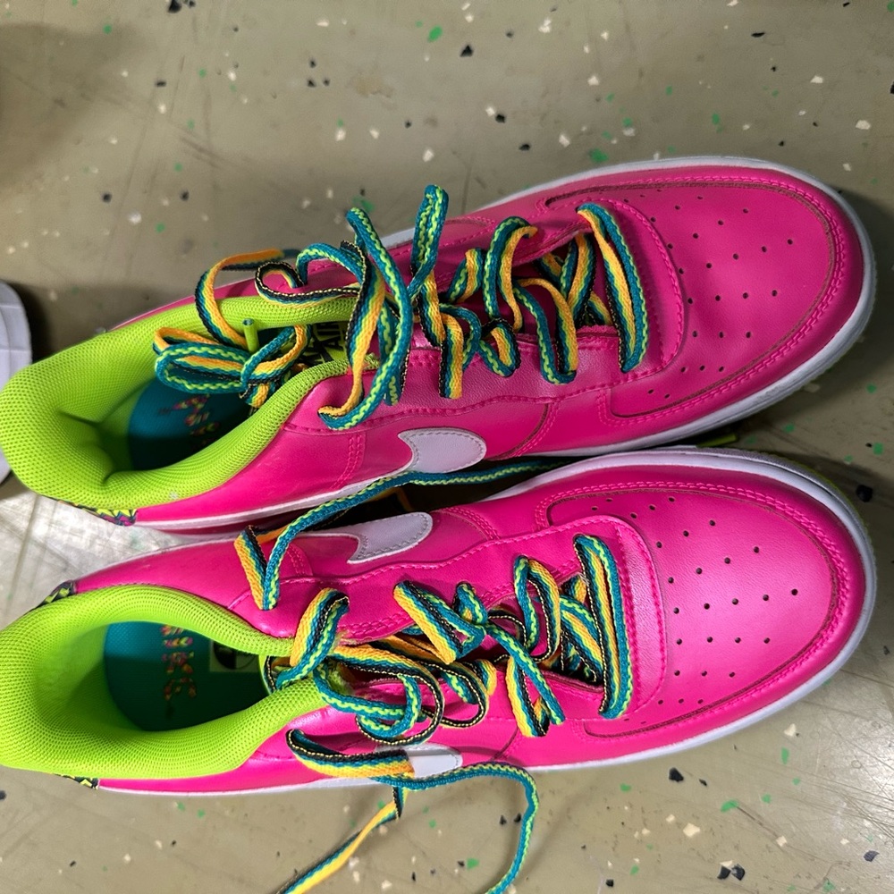 Nike Pink Sneakers with Multicolor Laces - Picture 2 of 2